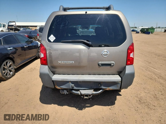 2005 Nissan Xterra S z VIN 5N1AN08W75C642635, wystawiony jako Copart lot #60155105 z przebiegiem 285 853 mil mil oraz Czysty tytuł • Clean title. Historia ofert i sprzedaży dostępna na DreamBid. Obrazek 6.