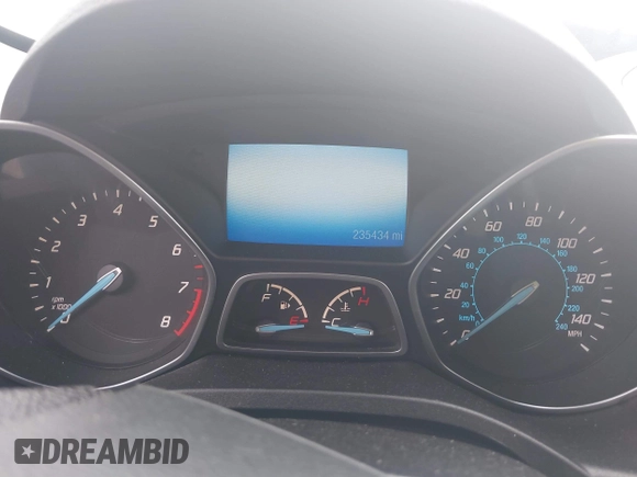 2016 Ford Escape SE with VIN 1FMCU0GX6GUC41452, listed as a IAAI auction lot 39369447 with 235,434 mi miles and . Bid and sale history available at carsss.com. Image 7.