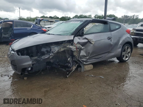 2012 Hyundai Veloster w/Black Int z VIN KMHTC6AD3CU072814, wystawiony jako Copart lot #59109135 z przebiegiem Nie podano mil oraz Nie do naprawy • Non repairable. Historia ofert i sprzedaży dostępna na DreamBid. Obrazek 1.
