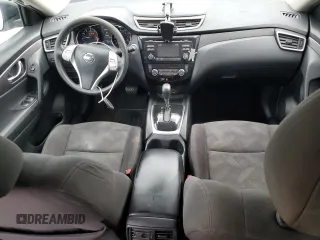 2016 Nissan Rogue SV with VIN KNMAT2MT5GP695511, listed as a Copart auction lot 53560245 with 165,771 mi miles and Salvage Title. Bid and sale history available at carsss.com. Image 8.