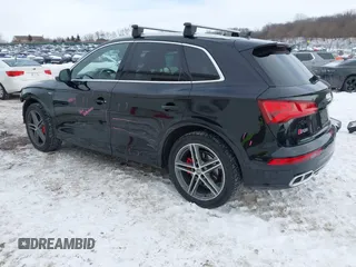 2018 Audi SQ5 Premium Plus z VIN WA1A4AFY1J2169617, wystawiony jako IAAI lot #41619017 z przebiegiem 53 477 mil mil oraz . Historia ofert i sprzedaży dostępna na DreamBid. Obrazek 3.