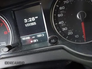 2014 Audi Q5 Premium Plus z VIN WA1DGAFPXEA091359, wystawiony jako IAAI lot #41435590 z przebiegiem 181 440 mil mil oraz . Historia ofert i sprzedaży dostępna na DreamBid. Obrazek 7.