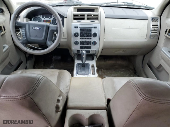 2008 Mercury Mariner with VIN 4M2CU91128KJ00835, listed as a Copart auction lot 88339635 with 273,520 mi miles and Clean Title. Bid and sale history available at carsss.com. Image 8.