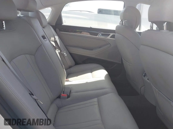 2017 Genesis G80 3.8L z VIN KMHGN4JE4HU175417, wystawiony jako IAAI lot #41818684 z przebiegiem 83 658 mil mil oraz . Historia ofert i sprzedaży dostępna na DreamBid. Obrazek 8.