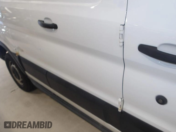 2016 Ford Transit Cargo with VIN 1FTYR1ZM5GKA09506, listed as a IAAI auction lot 42157212 with 153,592 mi miles. Bid and sale history available at carsss.com. Image 1.