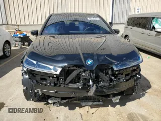 2023 BMW iX xDrive50 z VIN WB523CF04PCL57730, wystawiony jako Copart lot #44370183 z przebiegiem 5038 mil mil oraz . Historia ofert i sprzedaży dostępna na DreamBid. Obrazek 5.