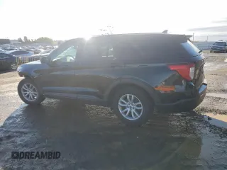 2021 Ford Explorer with VIN 1FMSK7BH2MGA22492, listed as a Copart auction lot 44423345 with 83,402 mi miles and Salvage Title. Bid and sale history available at carsss.com. Image 2.