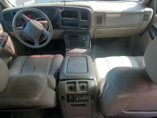 2002 GMC Yukon Denali z VIN 1GKEK63U02J118522, wystawiony jako Copart lot #52031995 z przebiegiem 166 332 mil mil oraz Szkoda całkowita • Salvage title. Historia ofert i sprzedaży dostępna na DreamBid. Obrazek 8.