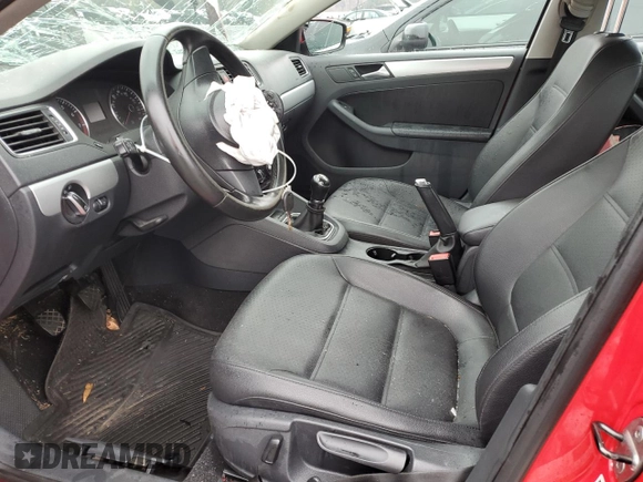 2013 Volkswagen Jetta SE z VIN 3VWBX7AJ5DM399685, wystawiony jako Copart lot #82209684 z przebiegiem Nie podano mil oraz Szkoda całkowita • Salvage title. Historia ofert i sprzedaży dostępna na DreamBid. Obrazek 7.