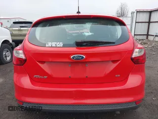 2014 Ford Focus SE with VIN 1FADP3K29EL111106, listed as a IAAI auction lot 41070212 with 72,730 mi miles. Bid and sale history available at carsss.com. Image 17.