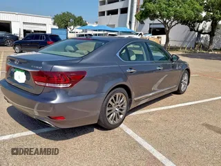 2013 Lexus LS 460 с VIN JTHBL5EFXD5119790, выставлен на аукционе Copart как лот 64606565 с пробегом 52 646 миль миль и Чистый • Clean title. История ставок и продаж доступна на DreamBid. Изображение 4.
