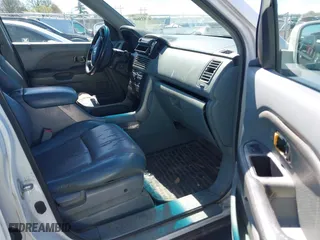 2003 Honda Pilot EX with VIN 2HKYF18693H511343, listed as a IAAI auction lot 41833640 with 300,640 mi miles. Bid and sale history available at carsss.com. Image 5.