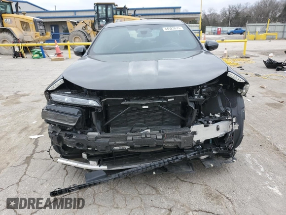2023 BMW 7 Series 740i with VIN WBA23EH06PCM24760, listed as a Copart auction lot 44923635 with 20,840 mi miles and Salvage Title. Bid and sale history available at carsss.com. Image 5.