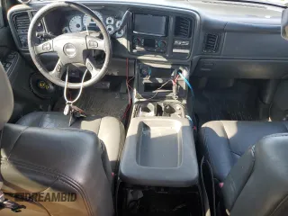2006 Chevrolet Silverado SS z VIN 2GCEC19N561178209, wystawiony jako Copart lot #44487665 z przebiegiem 155 319 mil mil oraz Szkody całkowita. Historia ofert i sprzedaży dostępna na DreamBid. Obrazek 8.