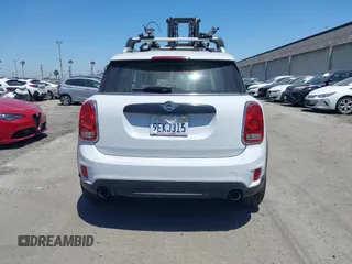 2019 MINI Countryman Cooper S with VIN WMZYT3C59K3J32727, listed as a IAAI auction lot 42328441 with Not provided miles and . Bid and sale history available at DreamBid. Image 15.