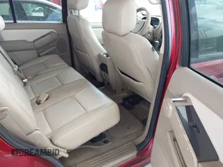 2008 Ford Explorer XLT with VIN 1FMEU73E88UA03951, listed as a IAAI auction lot 41881386 with 223,417 mi miles. Bid and sale history available at carsss.com. Image 8.