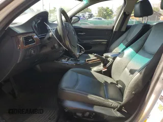 2007 BMW 3 Series 328xi с VIN WBAVC93527KX58684, выставлен на аукционе Copart как лот 62036435 с пробегом 161 910 миль миль и Чистый • Clean title. История ставок и продаж доступна на DreamBid. Изображение 7.