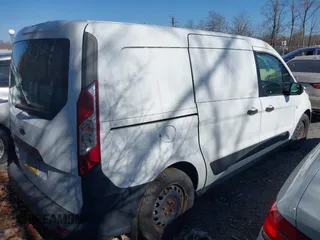 2016 Ford Transit Connect z VIN NM0LE7EXXG1289175, wystawiony jako IAAI lot #41657509 z przebiegiem 135 748 mil mil oraz . Historia ofert i sprzedaży dostępna na DreamBid. Obrazek 4.