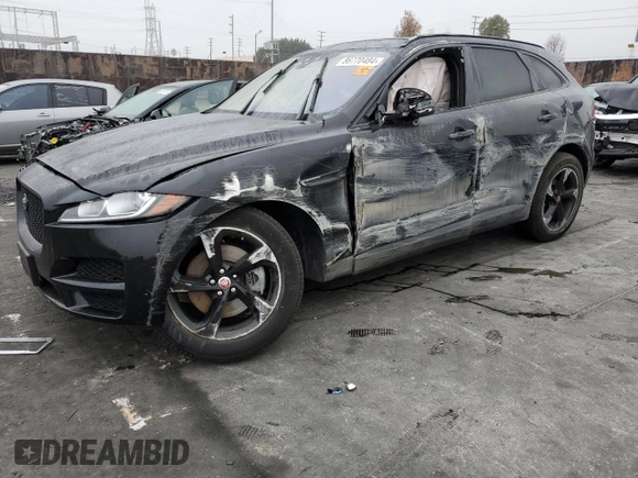 2018 Jaguar F-PACE 30t Premium with VIN SADCJ2GX9JA296399, listed as a Copart auction lot 86770484 with 0 mi miles and Salvage Title. Bid and sale history available at carsss.com. Image 1.