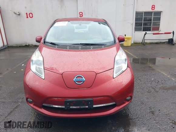 2011 Nissan LEAF SL-e with VIN JN1AZ0CP1BT004338, listed as a IAAI auction lot 41577941 with 89,415 mi miles. Bid and sale history available at carsss.com. Image 12.