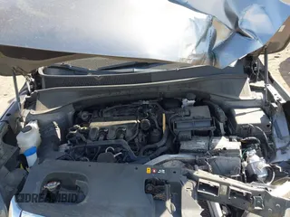 2018 Kia Sorento SX with VIN 5XYPKDA53JG424729, listed as a IAAI auction lot 41914859 with 105,522 mi miles and . Bid and sale history available at carsss.com. Image 10.