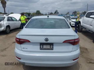 2019 Volkswagen Jetta SEL с VIN 3VWE57BUXKM063071, выставлен на аукционе IAAI как лот 42058223 с пробегом 96 597 миль миль и . История ставок и продаж доступна на DreamBid. Изображение 16.