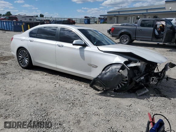 2012 BMW 7 Series 740Li с VIN WBAKB4C56CC575981, выставлен на аукционе Copart как лот 56058925 с пробегом 127 708 миль миль и Списание • Salvage title. История ставок и продаж доступна на DreamBid. Изображение 4.