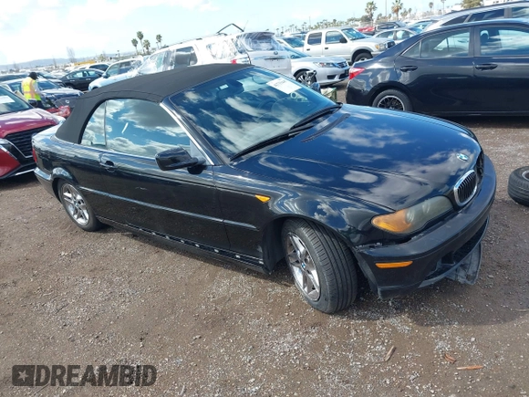 2004 BMW 3 Series 325Ci with VIN WBABW33424PL31311, listed as a IAAI auction lot 41733447 with 117,763 mi miles. Bid and sale history available at carsss.com. Image 1.