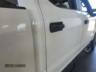 2019 Ford F-250 XL with VIN 1FT7W2B65KEE40165, listed as a IAAI auction lot 42727924 with 182,010 mi miles and . Bid and sale history available at DreamBid. Image 24.