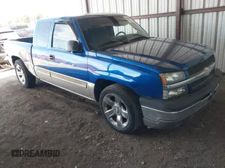 2003 Chevrolet Silverado 1500 with VIN 2GCEC19T731227114, listed as a IAAI auction lot 41858802 with 60,815 mi miles. Bid and sale history available at carsss.com. Image 1.