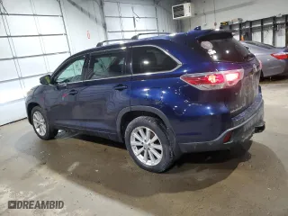 2015 Toyota Highlander LE with VIN 5TDBKRFH2FS085451, listed as a Copart auction lot 46867025 with 201,633 mi miles and Salvage Title. Bid and sale history available at carsss.com. Image 2.