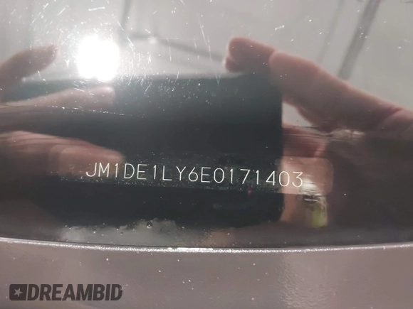 2014 Mazda 2 Touring z VIN JM1DE1LY6E0171403, wystawiony jako IAAI lot #41416489 z przebiegiem 84 494 mil mil oraz . Historia ofert i sprzedaży dostępna na DreamBid. Obrazek 9.