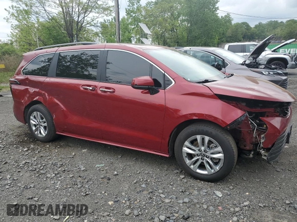 2025 Toyota Sienna XLE z VIN 5TDJSKFC9SS161197, wystawiony jako Copart lot #56936045 z przebiegiem 9 631 mil mil oraz Szkoda całkowita • Salvage title. Historia ofert i sprzedaży dostępna na DreamBid. Obrazek 4.