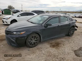 2022 Toyota Camry SE with VIN 4T1G11AK8NU029310, listed as a Copart auction lot 86824594 with 95,856 mi miles and Salvage Title. Bid and sale history available at carsss.com. Image 1.