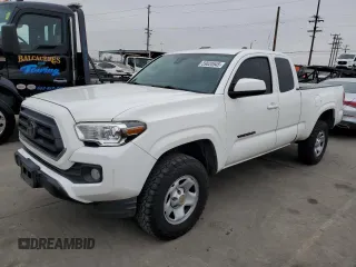 2021 Toyota Tacoma SR z VIN 3TYRX5GN7MT008637, wystawiony jako Copart lot #59020545 z przebiegiem Nie podano mil oraz Szkoda całkowita • Salvage title. Historia ofert i sprzedaży dostępna na DreamBid. Obrazek 1.