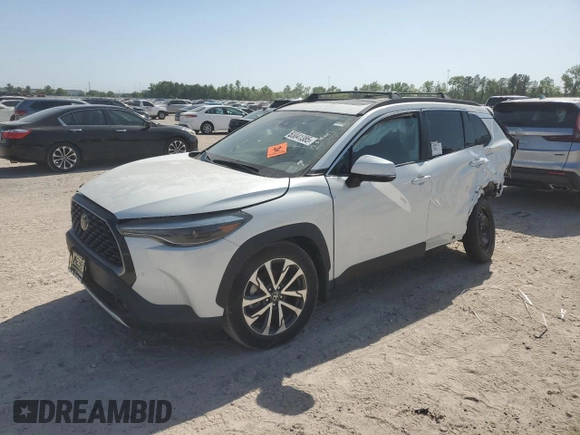 2022 Toyota Corolla Cross XLE with VIN 7MUDAAAG2NV013763, listed as a Copart auction lot 53041385 with 13 mi miles and Clean title. Bid and sale history available at DreamBid. Image 1.