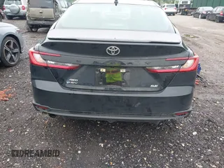 2025 Toyota Camry LE z VIN 4T1DBADK7SU513802, wystawiony jako IAAI lot #42259217 z przebiegiem 27 379 mil mil oraz . Historia ofert i sprzedaży dostępna na DreamBid. Obrazek 16.