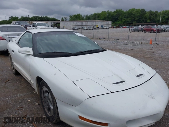 1994 Pontiac Firebird Firebird с VIN 2G2FS22S9R2221658, выставлен на аукционе IAAI как лот 42478866 с пробегом 667 659 миль миль и . История ставок и продаж доступна на DreamBid. Изображение 1.