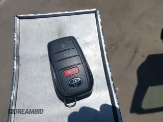 2025 Toyota Crown XLE с VIN JTDACAAJ4S3013344, выставлен на аукционе IAAI как лот 42453453 с пробегом 10 607 миль миль и . История ставок и продаж доступна на DreamBid. Изображение 11.