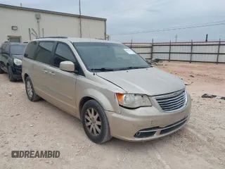2013 Chrysler Town & Country Touring with VIN 2C4RC1BGXDR662534, listed as a IAAI auction lot 42071840 with 120,098 mi miles. Bid and sale history available at carsss.com. Image 1.