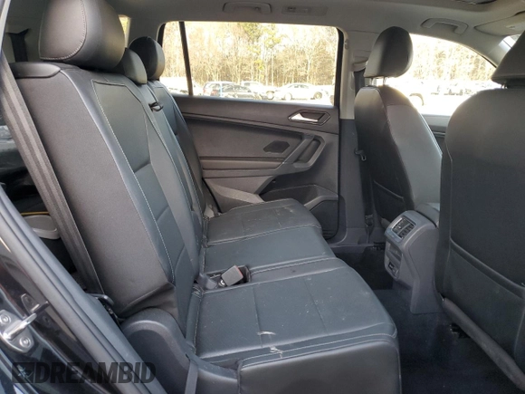 2018 Volkswagen Tiguan SEL with VIN 3VV3B7AX2JM137890, listed as a Copart auction lot 48318645 with 112,602 mi miles and Salvage title. Bid and sale history available at DreamBid. Image 11.