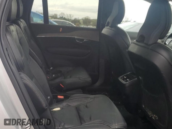 2022 Volvo XC90 Inscription with VIN YV4A221L3N1855101, listed as a Copart auction lot 51765945 with 25,419 mi miles and Salvage title. Bid and sale history available at DreamBid. Image 11.