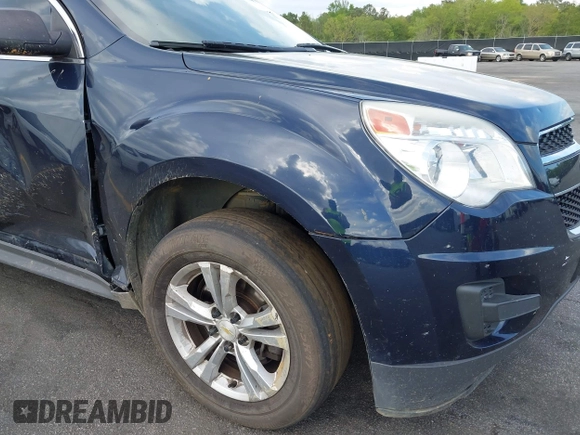 2015 Chevrolet Equinox LS with VIN 2GNALAEK8F6132085, listed as a IAAI auction lot 41918037 with 208,408 mi miles. Bid and sale history available at carsss.com. Image 12.
