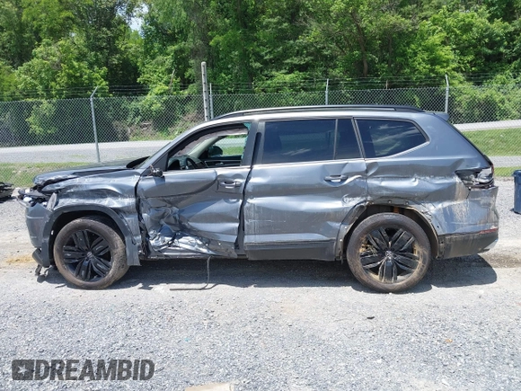 2023 Volkswagen Atlas SE with VIN 1V2KR2CA1PC541564, listed as a IAAI auction lot 42266050 with 44,622 mi miles and . Bid and sale history available at DreamBid. Image 14.