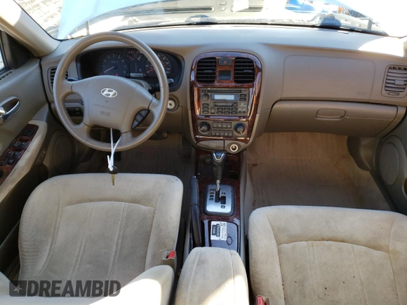 2005 Hyundai Sonata GLS with VIN KMHWF35H05A119527, listed as a Copart auction lot 88495365 with 187,384 mi miles and Non Repairable. Bid and sale history available at carsss.com. Image 8.