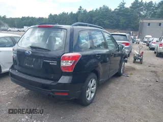 2015 Subaru Forester 2.5i z VIN JF2SJABC5FH520368, wystawiony jako IAAI lot #42810420 z przebiegiem 76 594 mil mil oraz . Historia ofert i sprzedaży dostępna na DreamBid. Obrazek 4.