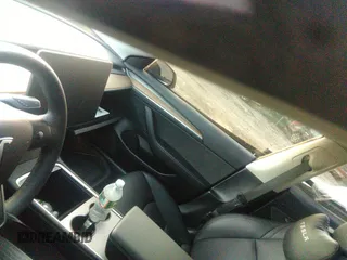 2023 Tesla Model 3 z VIN 5YJ3E1EA3PF449187, wystawiony jako IAAI lot #40320939 z przebiegiem Nie podano mil oraz . Historia ofert i sprzedaży dostępna na DreamBid. Obrazek 15.
