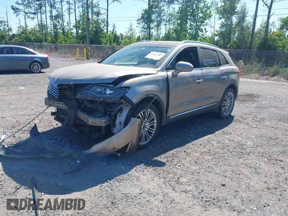 2018 Lincoln MKX Reserve with VIN 2LMPJ6LR1JBL30108, listed as a IAAI auction lot 42048591 with 80,555 mi miles. Bid and sale history available at carsss.com. Image 17.