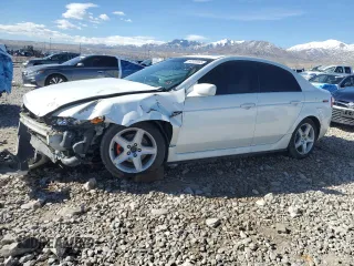 2005 Acura TL with VIN 19UUA66215A064917, listed as a Copart auction lot 50330665 with 184,318 mi miles and Salvage Title. Bid and sale history available at carsss.com. Image 1.