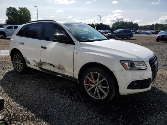 2017 Audi SQ5 Premium Plus with VIN WA1CCAFP0HA027441, listed as a Copart auction lot 68617354 with 111,474 mi miles and Clean title. Bid and sale history available at DreamBid. Image 4.